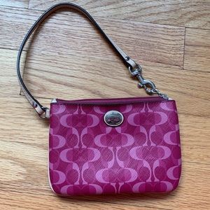Coach wristlet pink